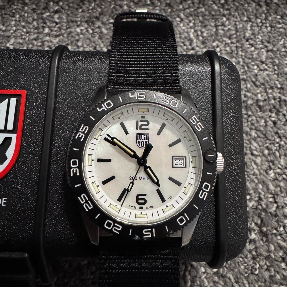 Luminox Pacific Diver Ripple Men's Watch (39mm)